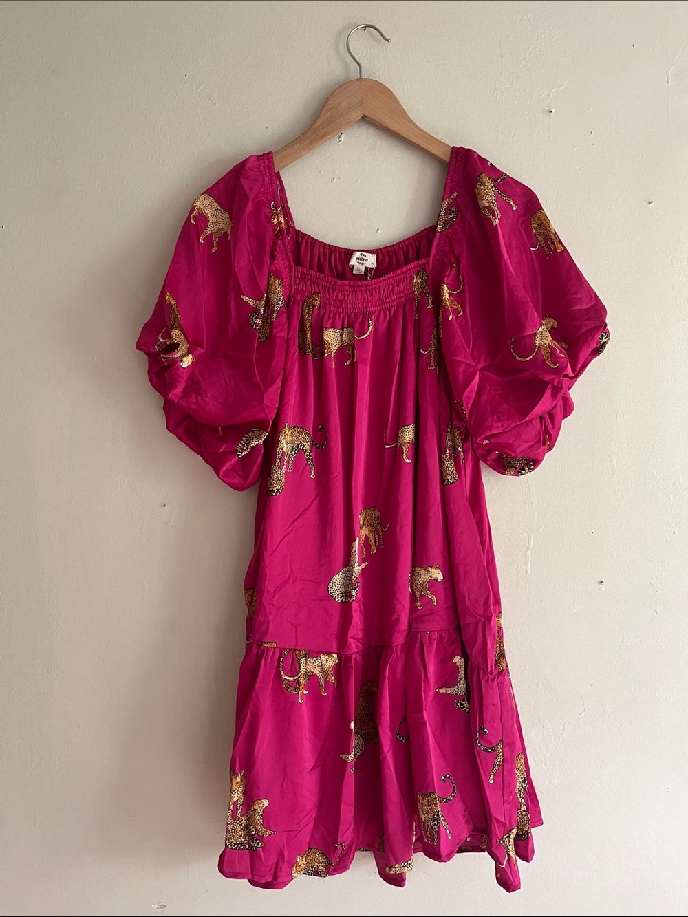 entro Hot Pink Leopard-Print Puff Sleeve Mini Dress - Picture 2 of 7